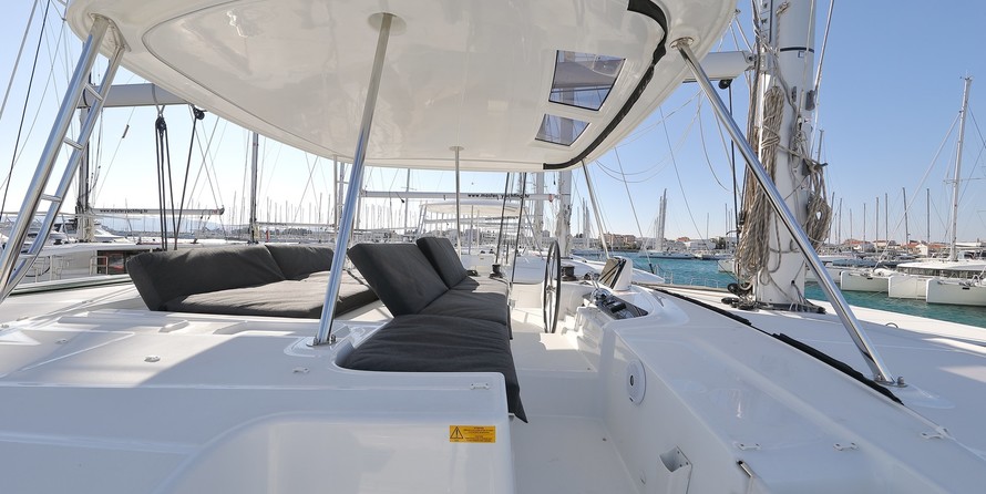 Lagoon 46