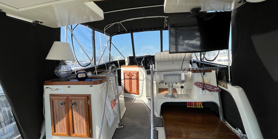 Carver 36 Aft Cabin Motoryacht