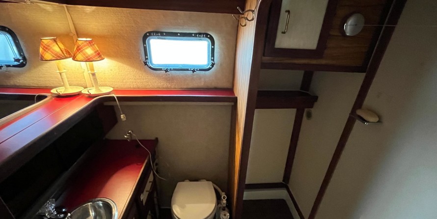 Carver 36 Aft Cabin Motoryacht