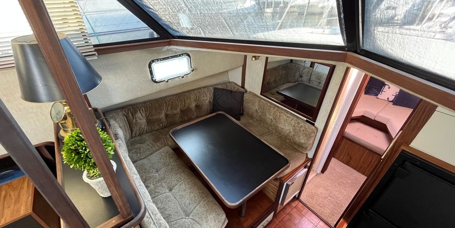 Carver 36 Aft Cabin Motoryacht