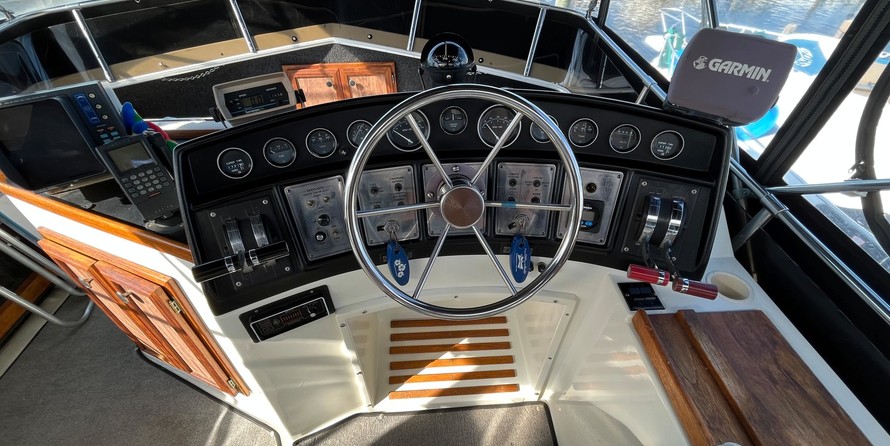 Carver 36 Aft Cabin Motoryacht