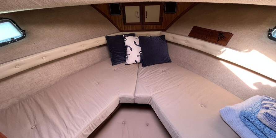 Carver 36 Aft Cabin Motoryacht