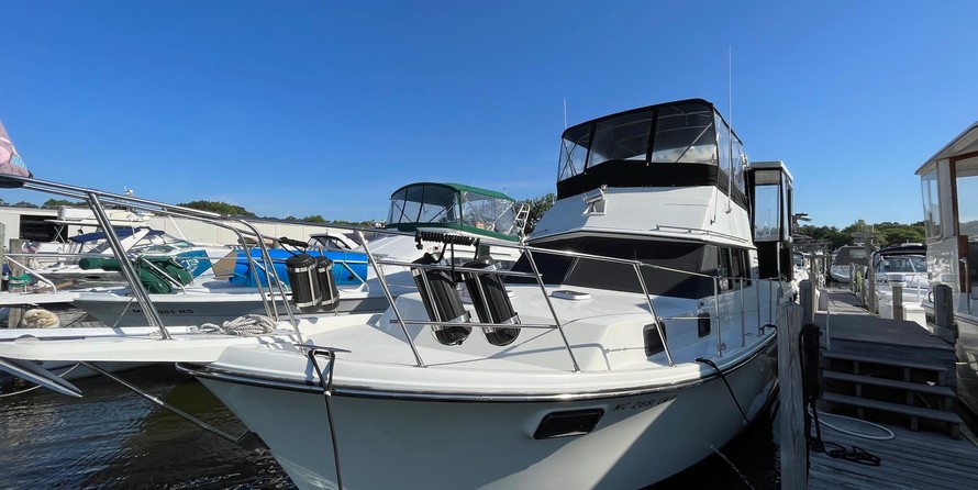 Carver 36 Aft Cabin Motoryacht