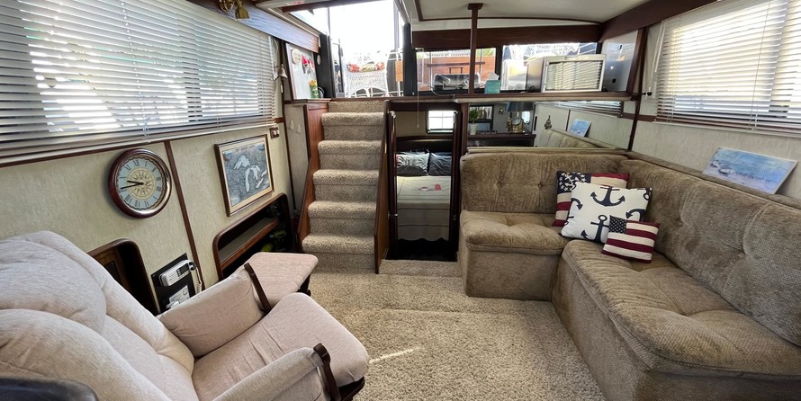 Carver 36 Aft Cabin Motoryacht