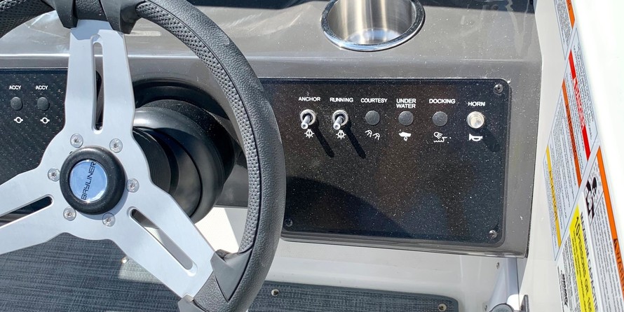 Bayliner VR6 BOWRIDER