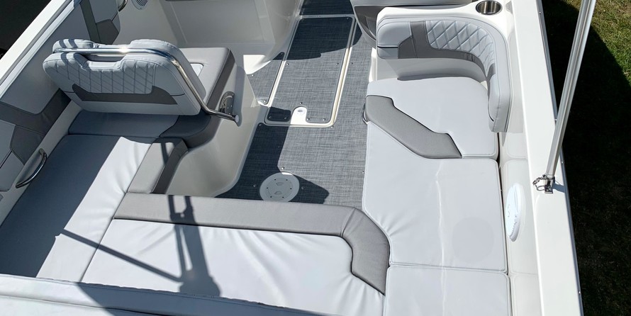 Bayliner VR6 BOWRIDER