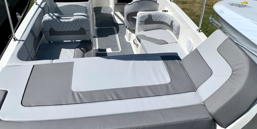 Bayliner VR6 BOWRIDER