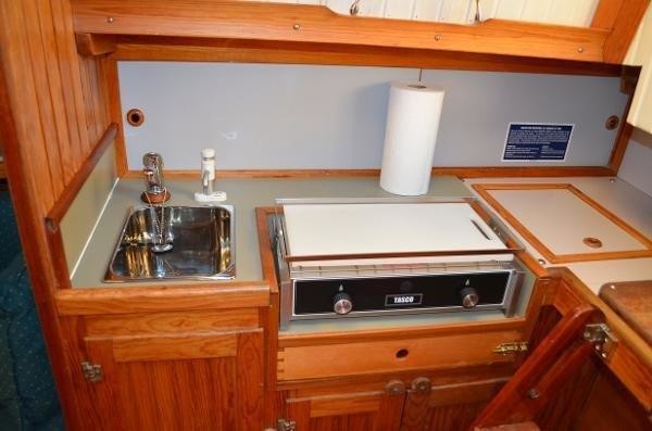 Freedom 40 cat ketch