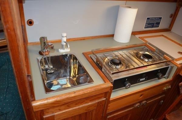 Freedom 40 cat ketch