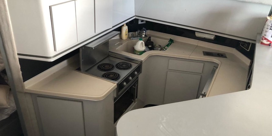 Sea ray 340 sport fish