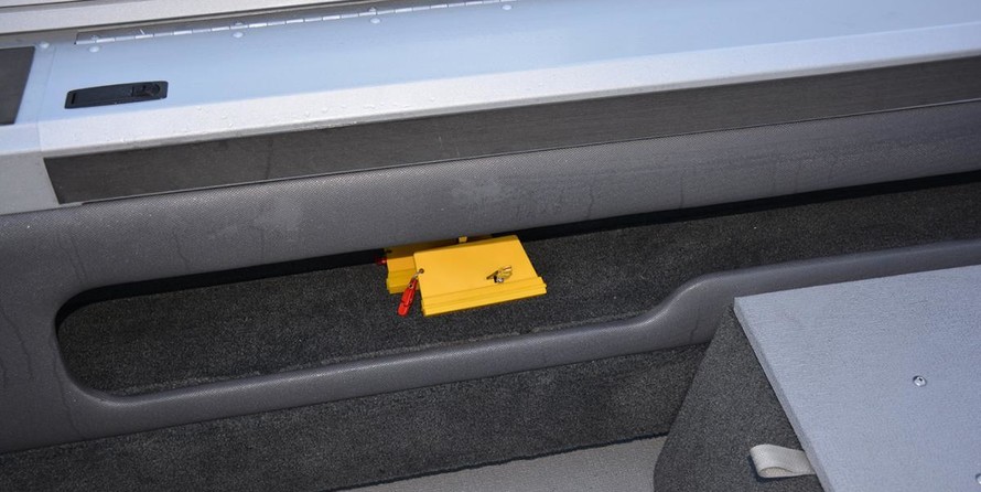 Smoker Craft Legacy Ultima 182