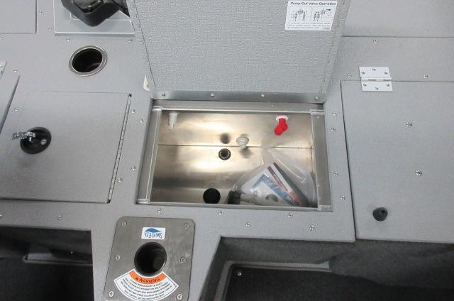 Smoker Craft Legacy Ultima 182