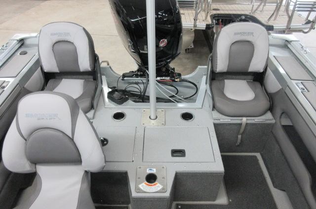 Smoker Craft Legacy Ultima 182