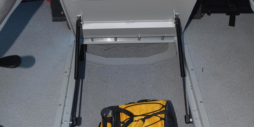 Smoker Craft Legacy Ultima 182