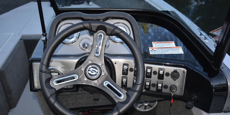 Smoker Craft Legacy Ultima 182