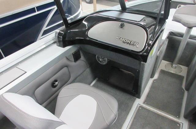 Smoker Craft Legacy Ultima 182