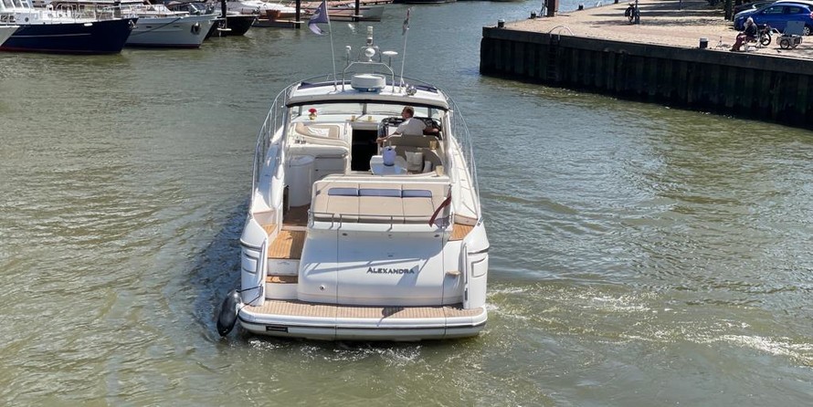 Princess V48