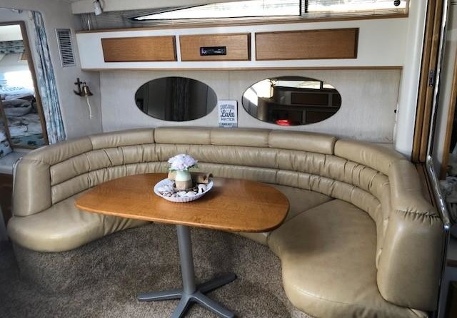 Sea Ray 370 Sundancer