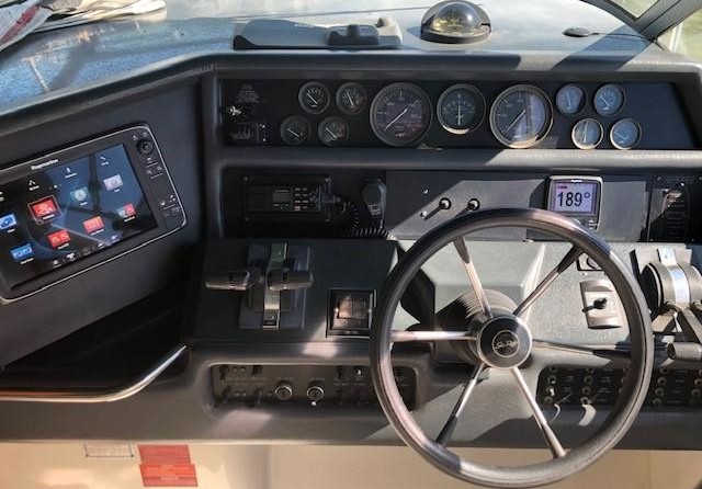Sea Ray 370 Sundancer