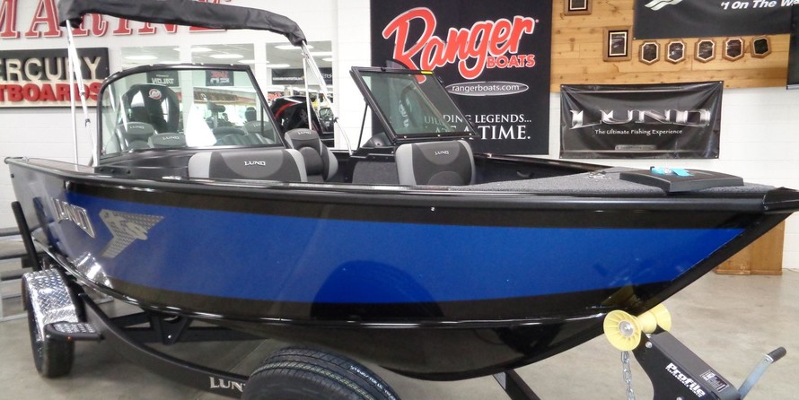 Lund Boats 1875 Crossover XS