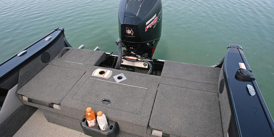 Lund Boats 1875 Crossover XS