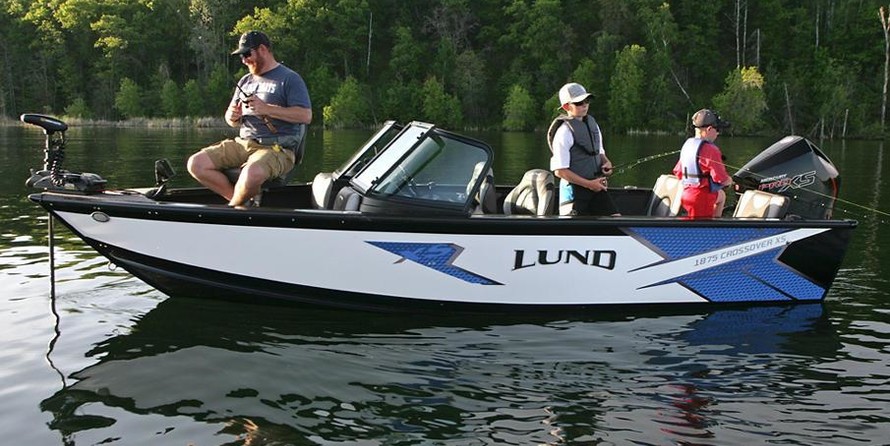 Lund Boats 1875 Crossover XS