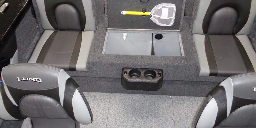 Lund Boats 1875 Crossover XS