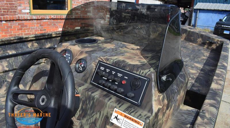 Lund Boats Predator 1760