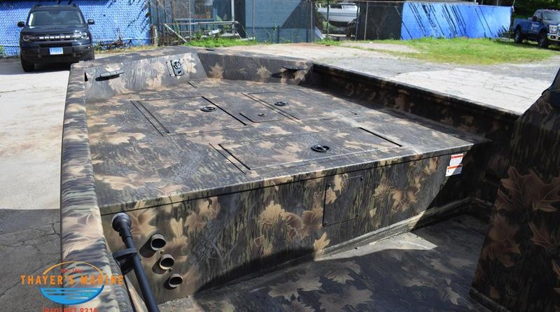 Lund Boats Predator 1760