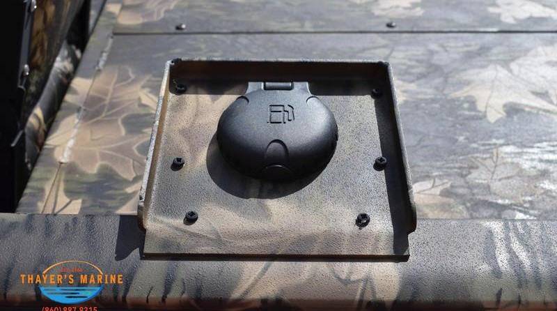 Lund Boats Predator 1760