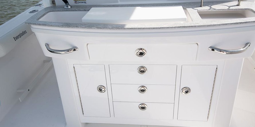 Everglades 295 Center Console