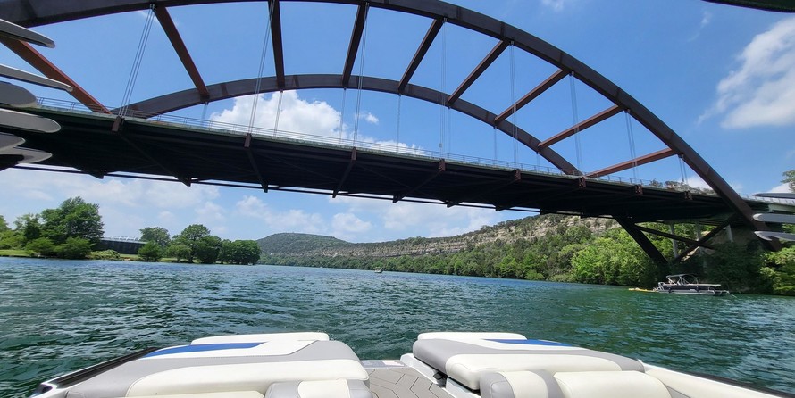 Malibu Wakesetter 22 MXZ