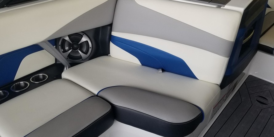 Malibu Wakesetter 22 MXZ