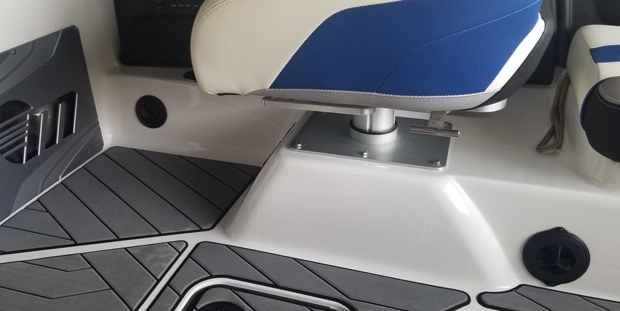 Malibu Wakesetter 22 MXZ