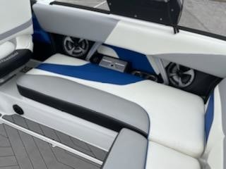 Malibu Wakesetter 22 MXZ