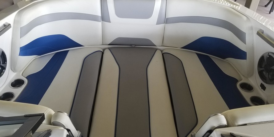 Malibu Wakesetter 22 MXZ