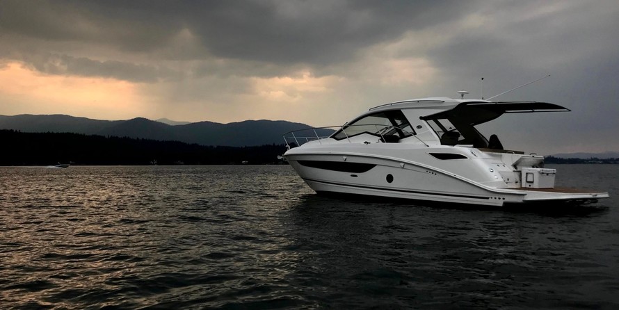 Sea Ray Sundancer 350 Coupe