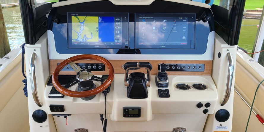 Chris-Craft Catalina 30