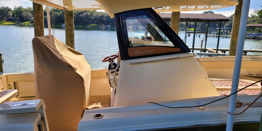 Chris-Craft Catalina 30