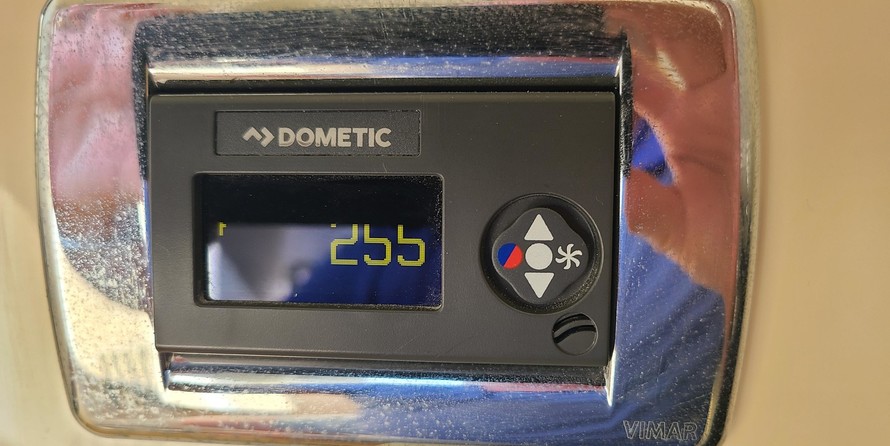 Chris-Craft Catalina 30