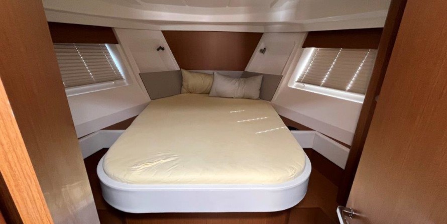 Beneteau Swift Trawler 35