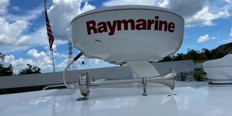 Boston Whaler 315 Conquest