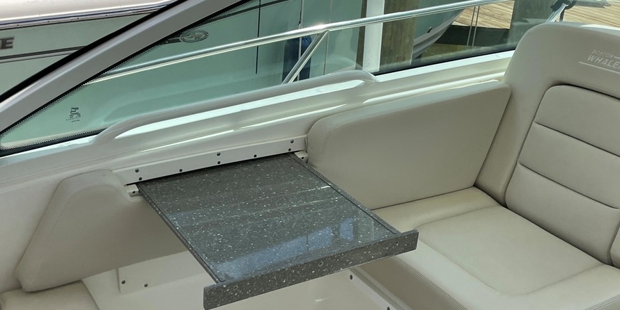 Boston Whaler 315 Conquest