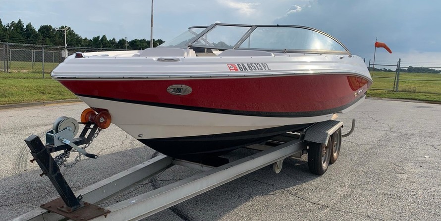 Regal 2000 Bowrider