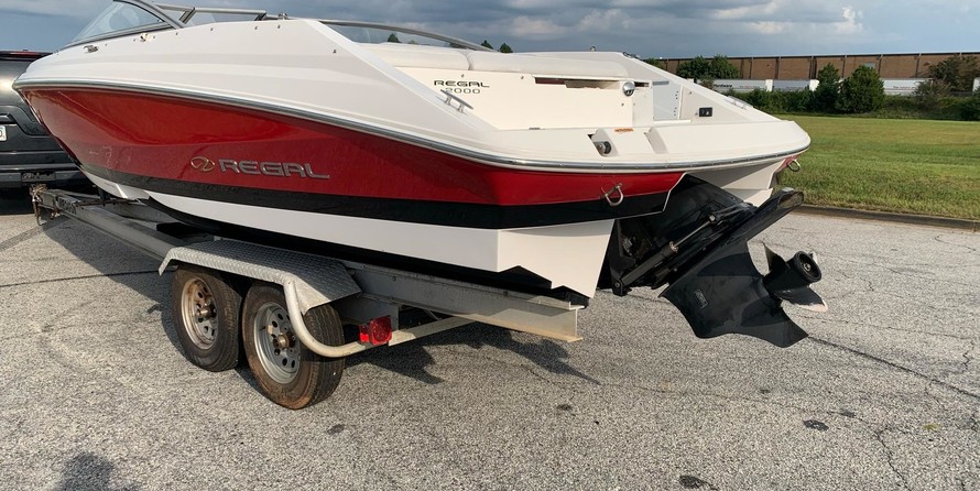 Regal 2000 Bowrider