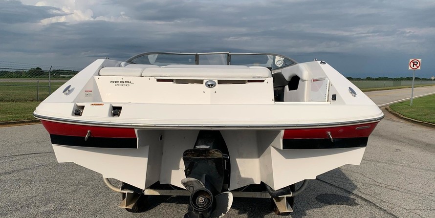 Regal 2000 Bowrider
