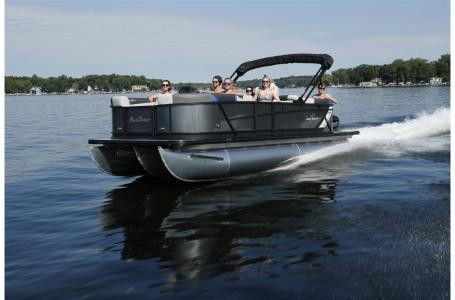 Sunchaser Boats Geneva Cruise 22 LR DH