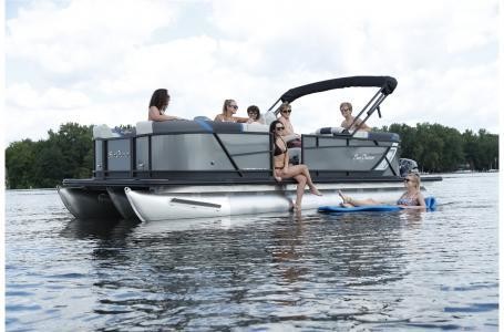 Sunchaser Boats Geneva Cruise 22 LR DH