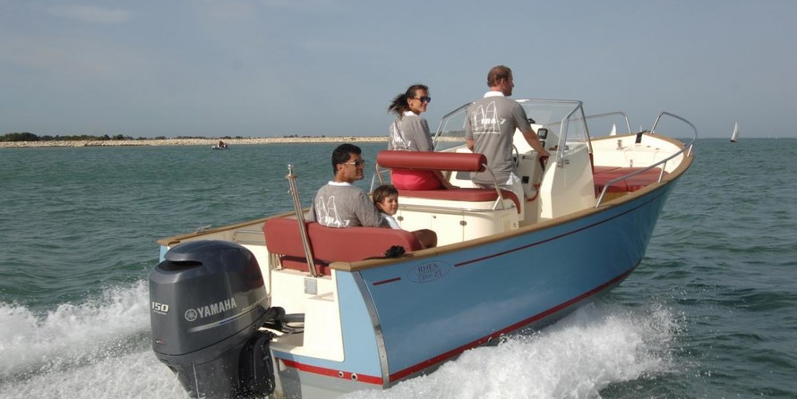 Rhea 23 Open