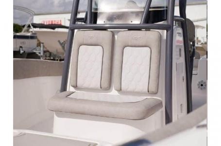 248 Sea Fox Commander